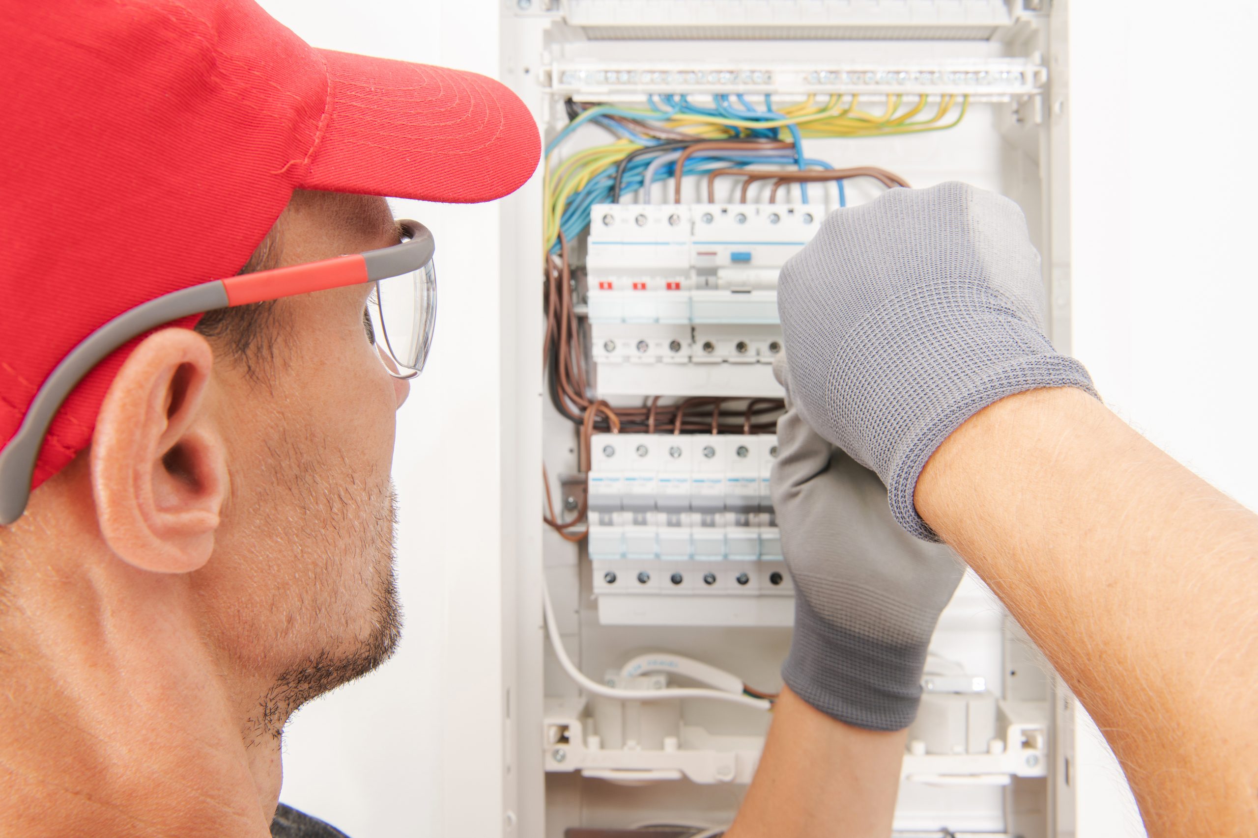 H&C Renova Habitat - Travaux Électricité - Paris 75
